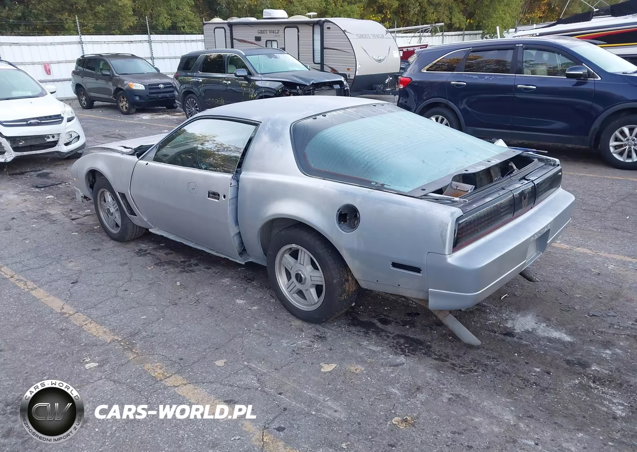 1987 Pontiac Firebird Trans Am VIN:1G2FW21F1HL218129 - 3
