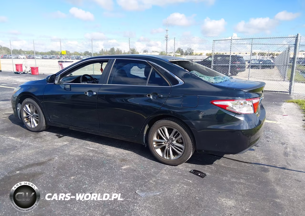 2016 Toyota Camry Se VIN:4T1BF1FK0GU597591 - 3