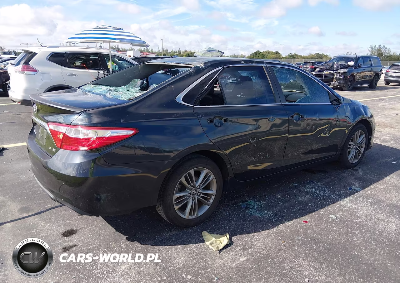 2016 Toyota Camry Se VIN:4T1BF1FK0GU597591 - 4