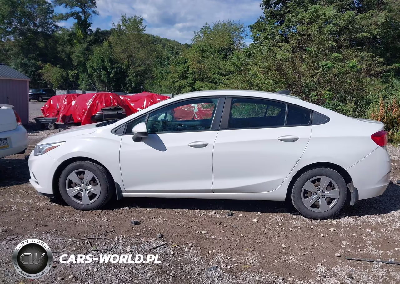 2016 Chevrolet Cruze Ls Auto VIN:1G1BC5SM9G7247248 - 14
