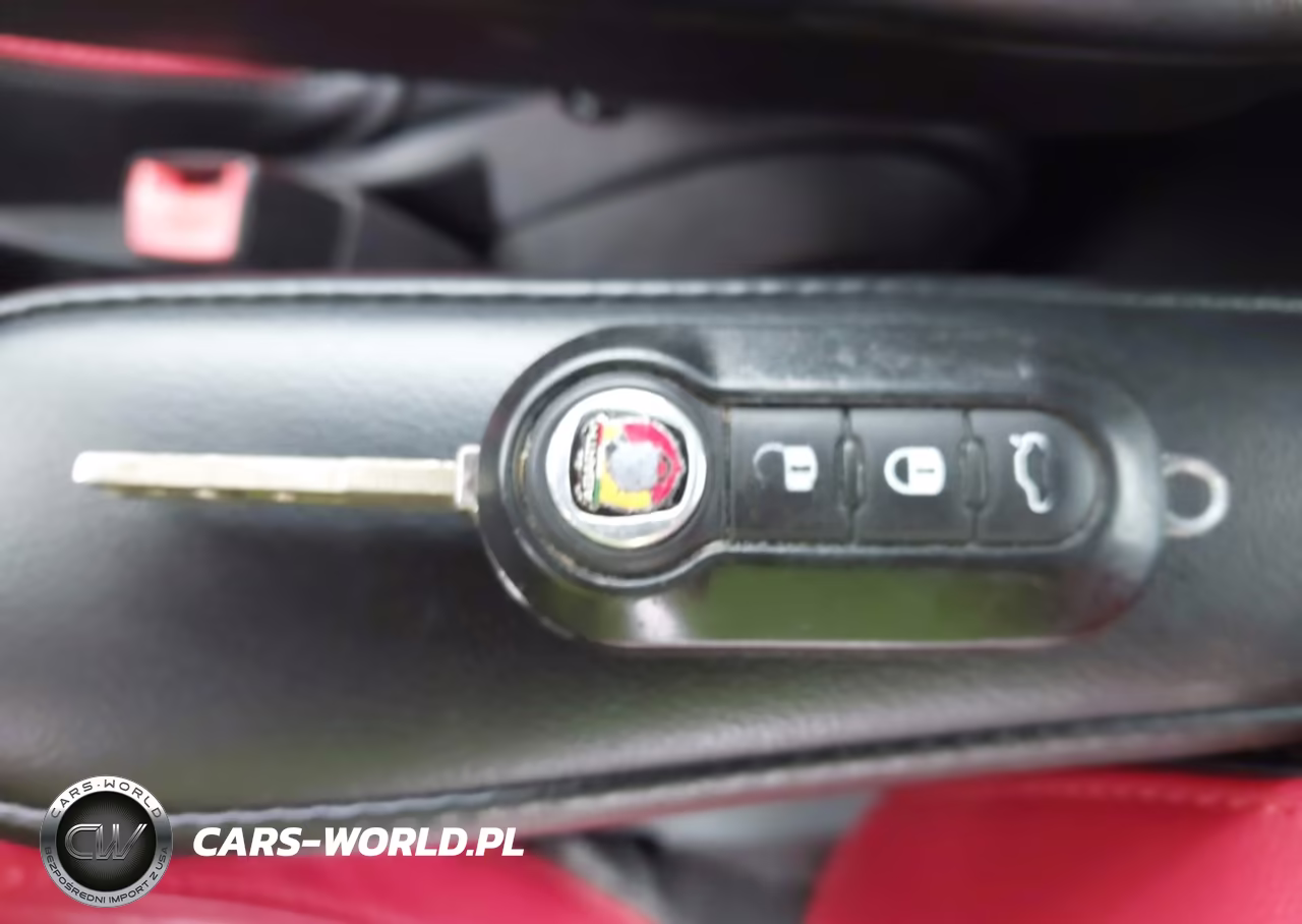 2014 Fiat 500 Abarth VIN:3C3CFFFH9ET294122 - 11
