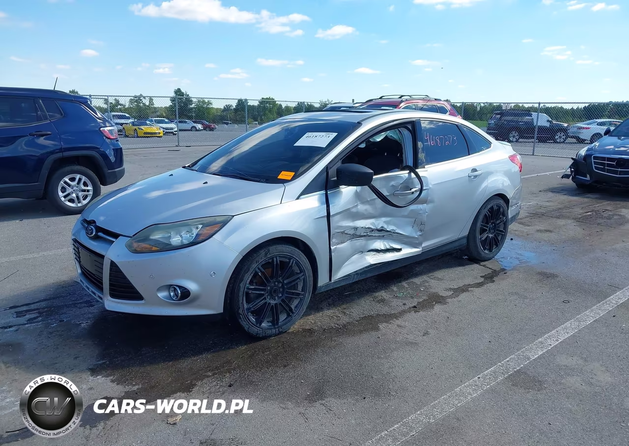 2014 Ford Focus Titanium VIN:1FADP3J25EL149045 - 2