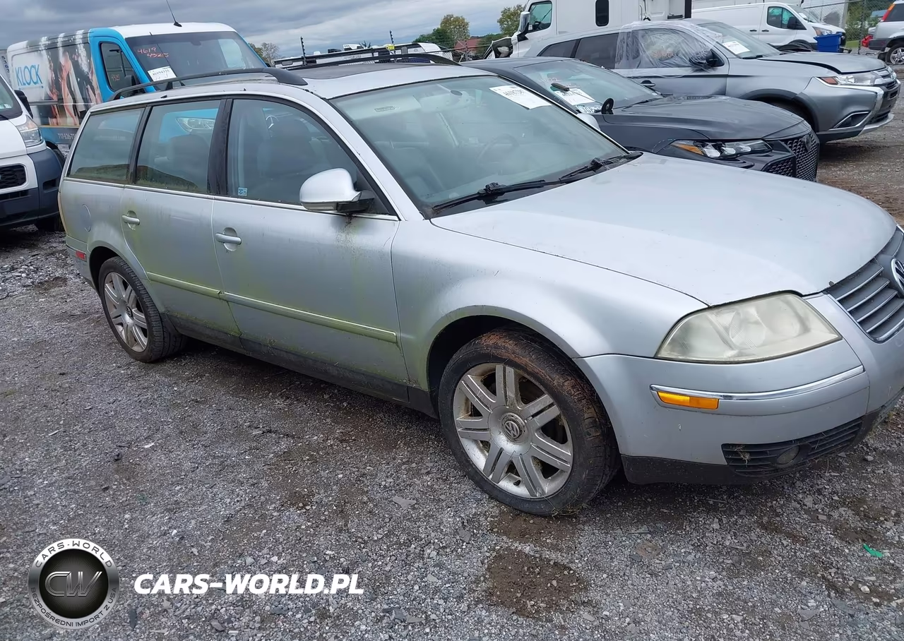 2005 Volkswagen Passat Glx VIN:WVWYU63B05E102593 - 1