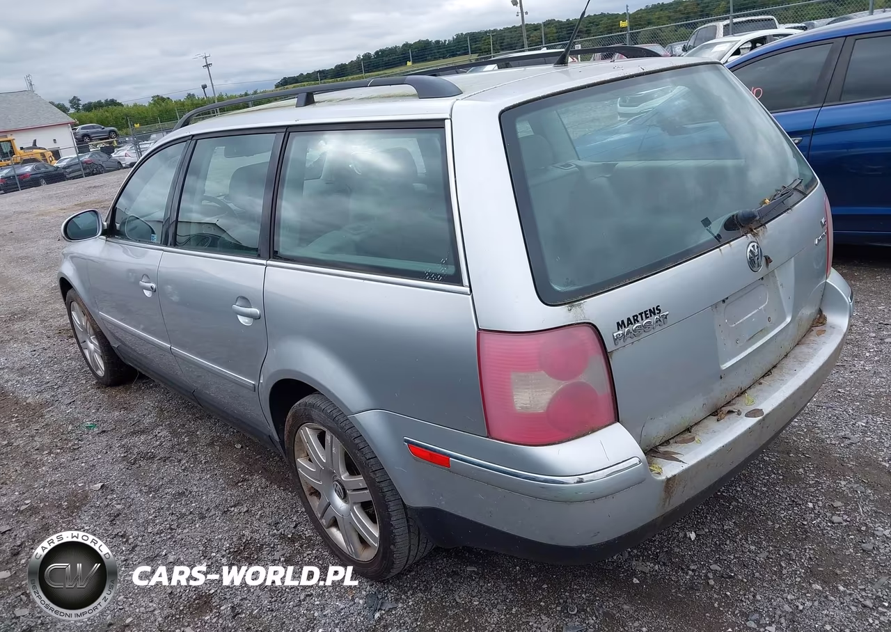 2005 Volkswagen Passat Glx VIN:WVWYU63B05E102593 - 3