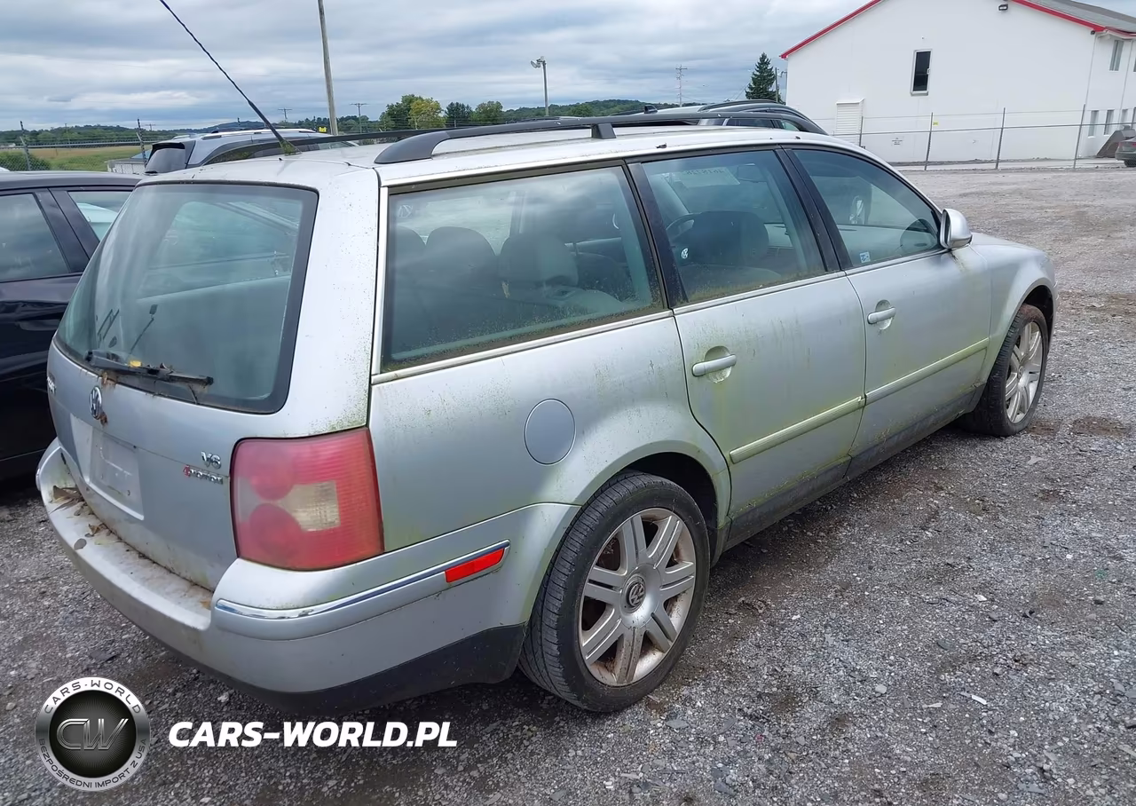 2005 Volkswagen Passat Glx VIN:WVWYU63B05E102593 - 4