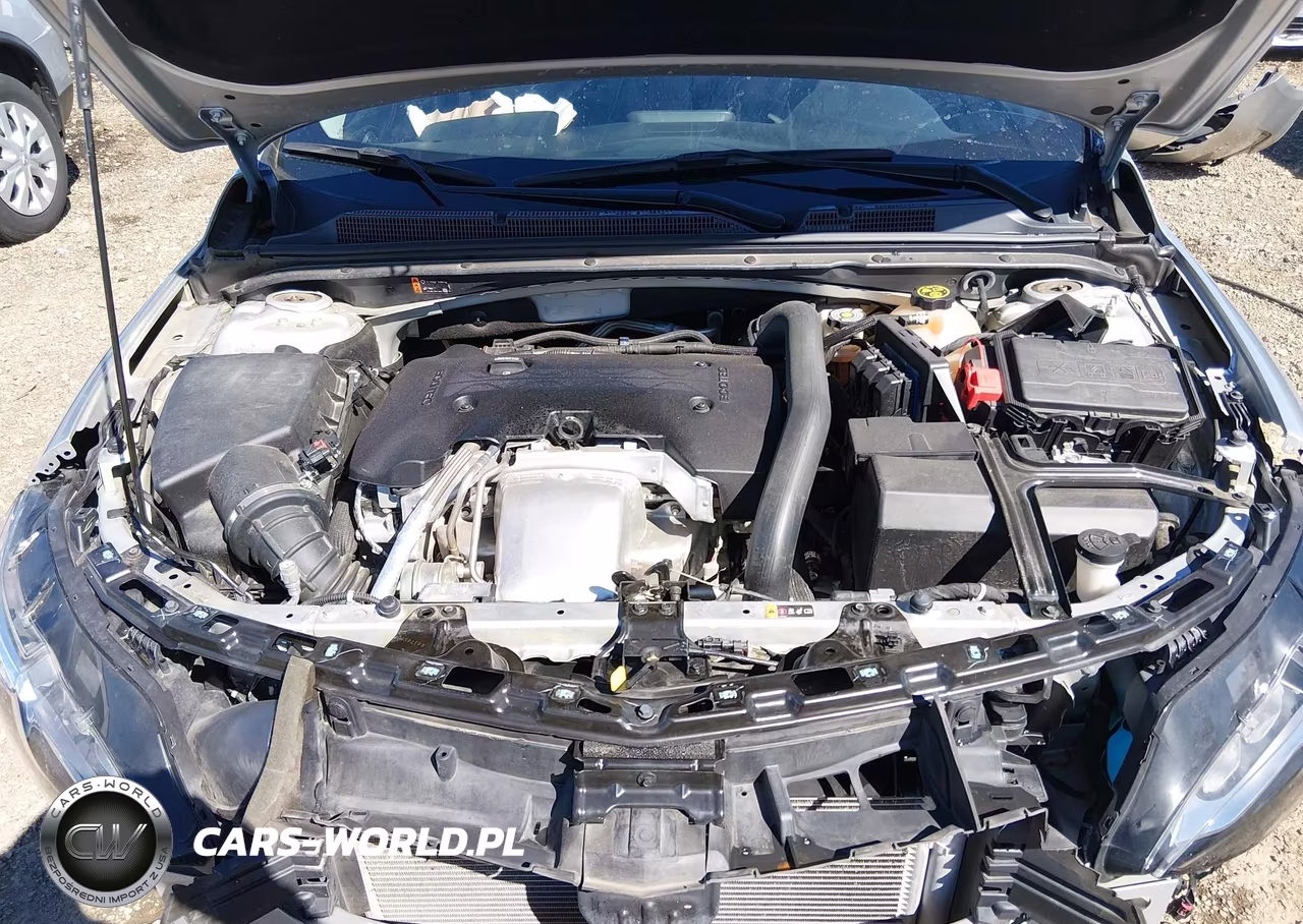 2019 Chevrolet Malibu Premier VIN:1G1ZE5SX3KF119606 - 10