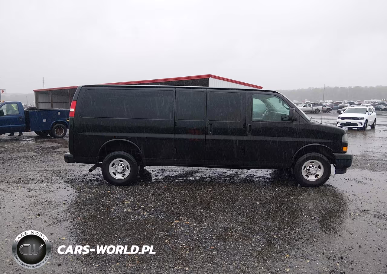 2018 Chevrolet Express 3500 Work Van VIN:1GCZGHFG2J1258358 - 18