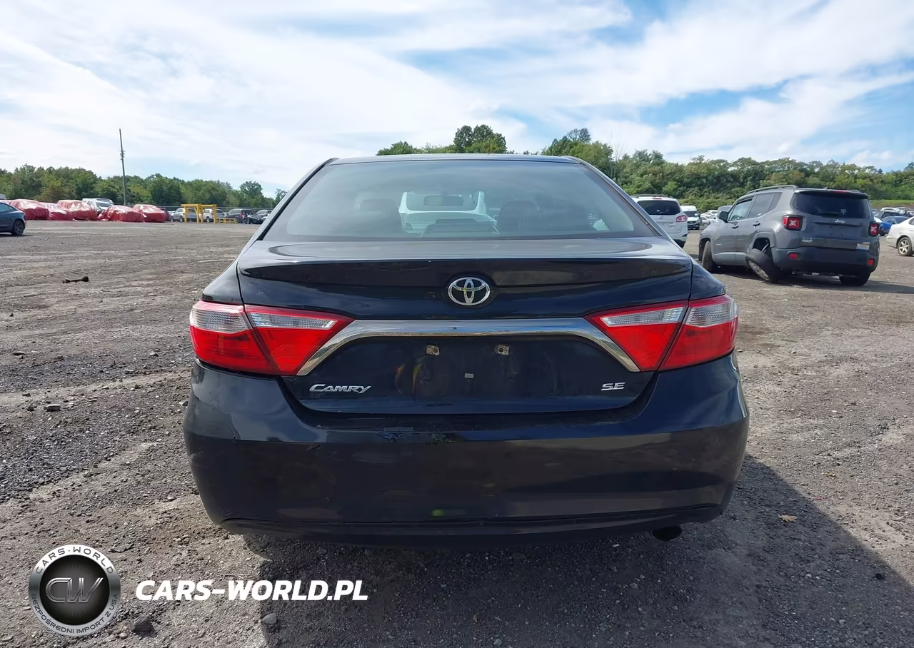 2016 Toyota Camry Se VIN:4T1BF1FK0GU222588 - 16