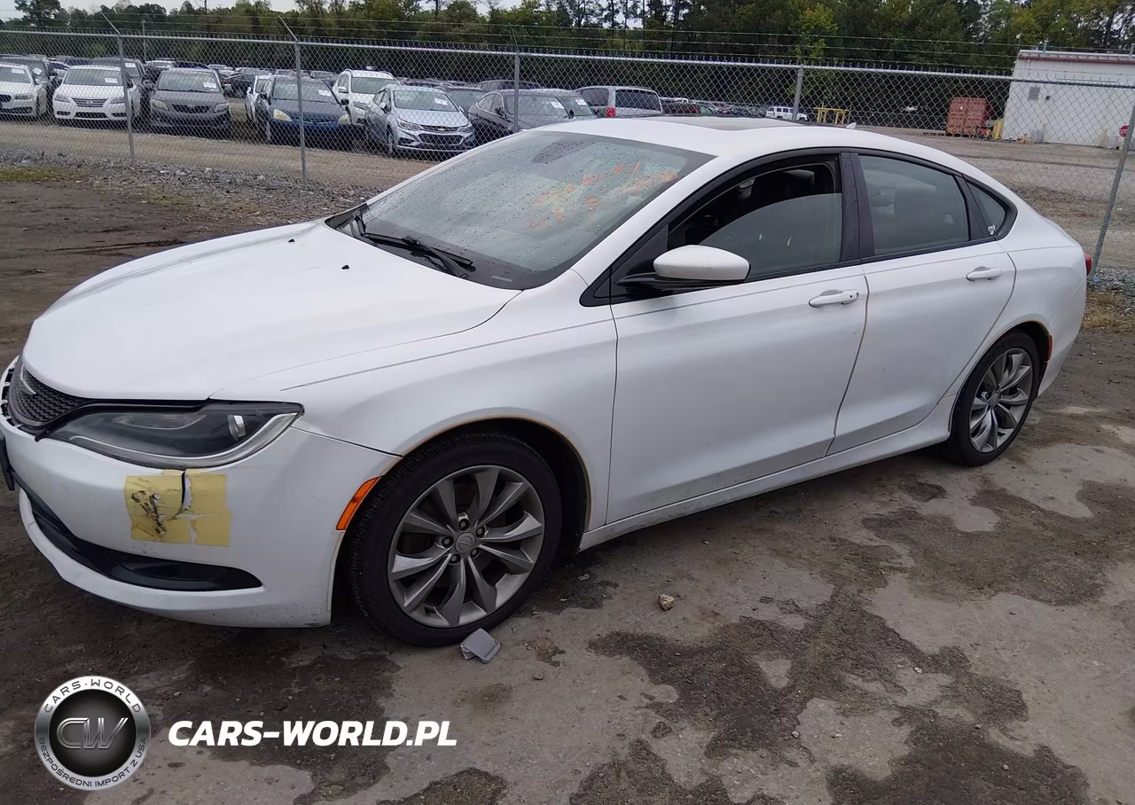 2015 Chrysler 200 S VIN:1C3CCCBG2FN706810 - 2
