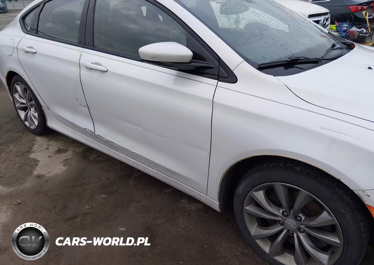2015 Chrysler 200 S VIN:1C3CCCBG2FN706810 - 6