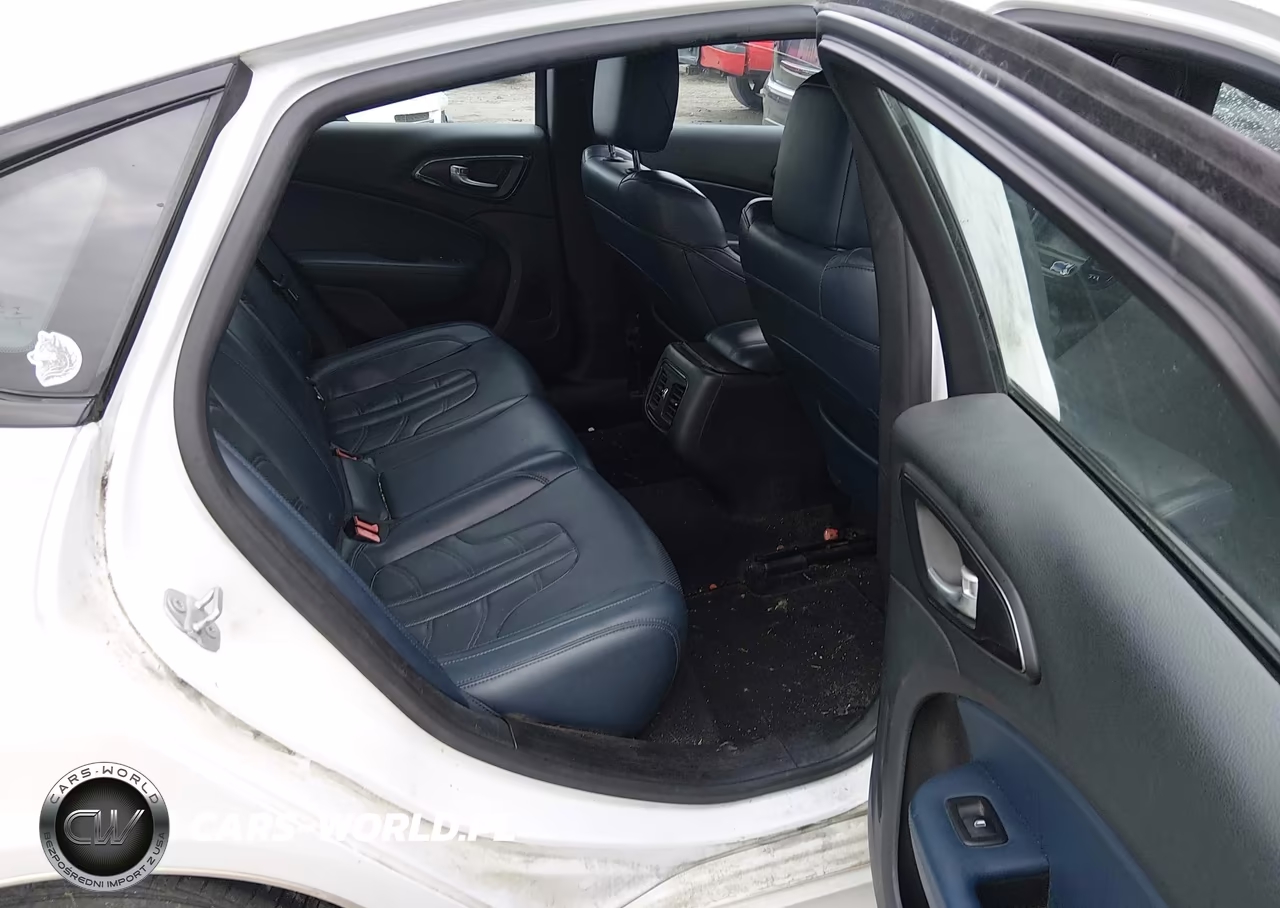 2015 Chrysler 200 S VIN:1C3CCCBG2FN706810 - 8