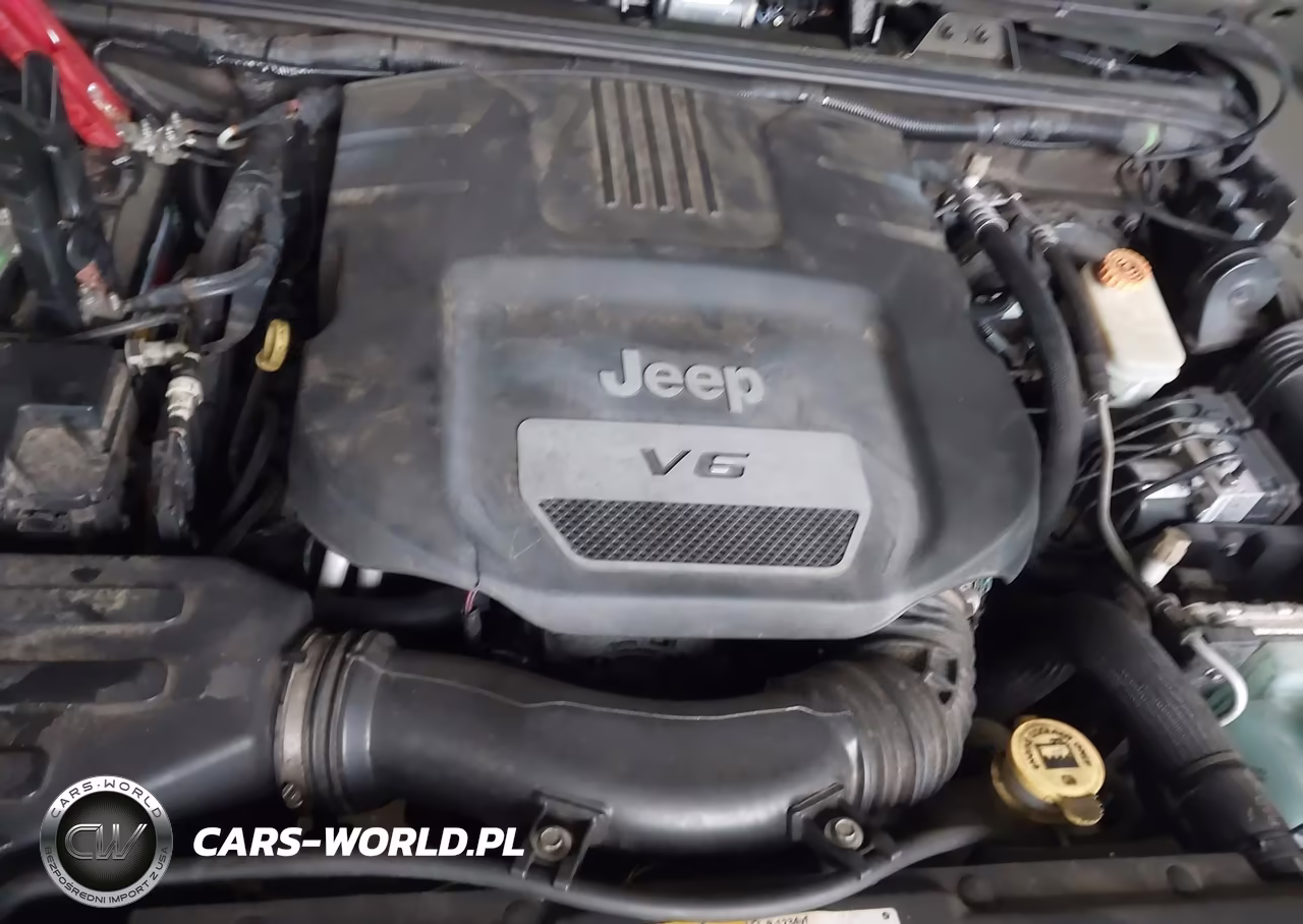 2015 Jeep Wrangler Unlimited Sport VIN:1C4BJWDG1FL670826 - 10
