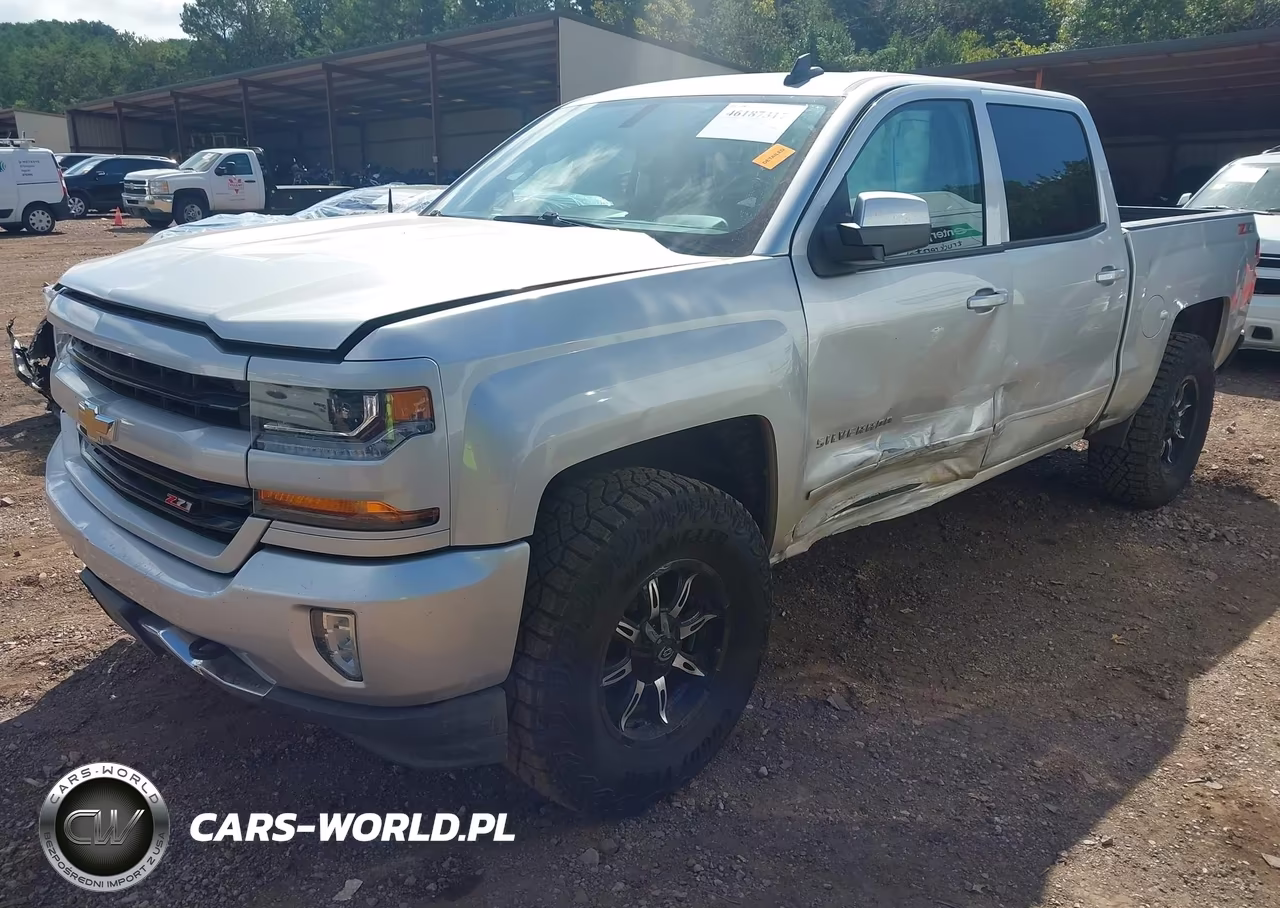 2018 Chevrolet Silverado 1500 2Lt VIN:3GCUKREC3JG597886 - 2