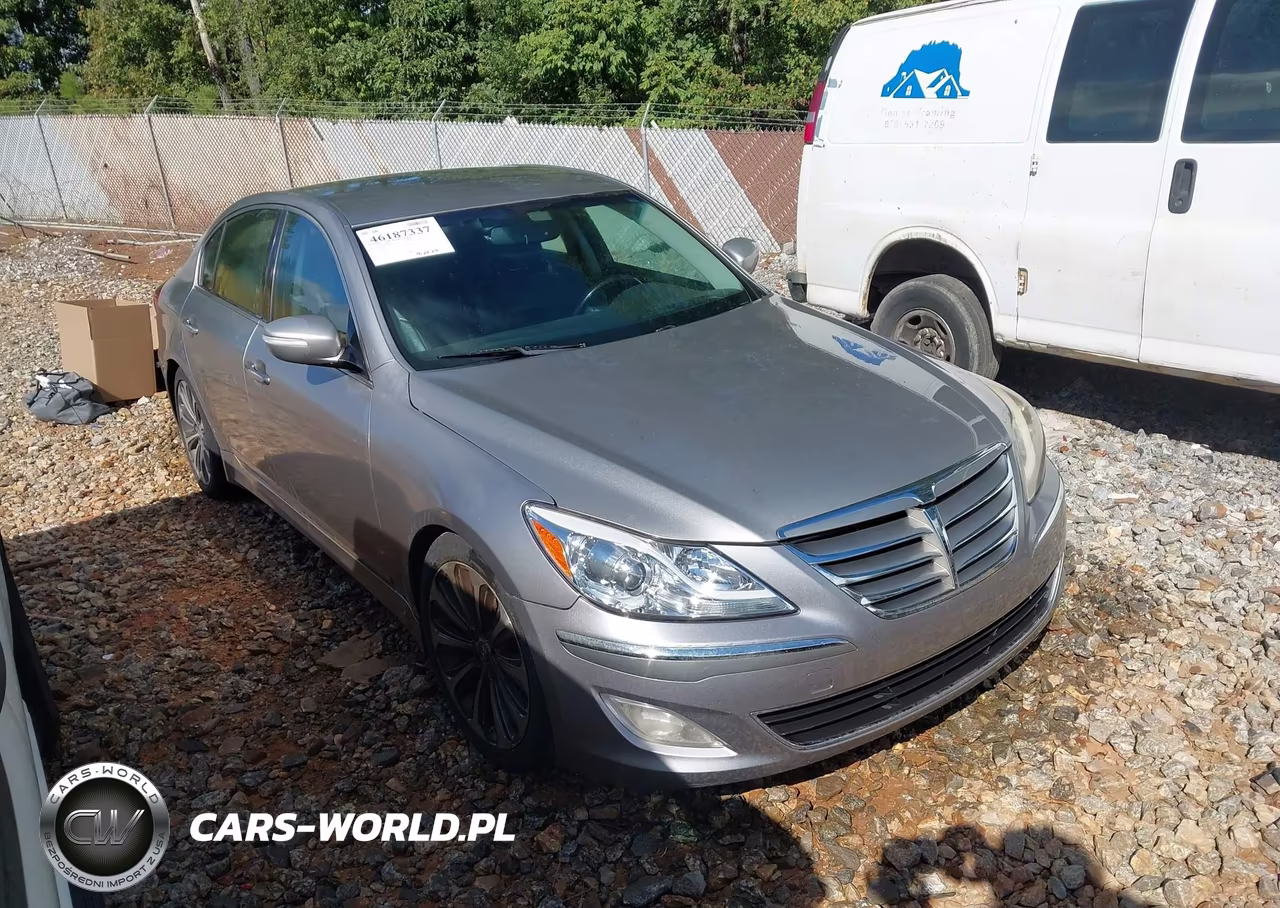 2012 Hyundai Genesis 3.8L VIN:KMHGC4DD2CU177815 - 1