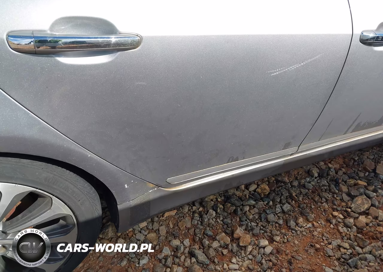 2012 Hyundai Genesis 3.8L VIN:KMHGC4DD2CU177815 - 12