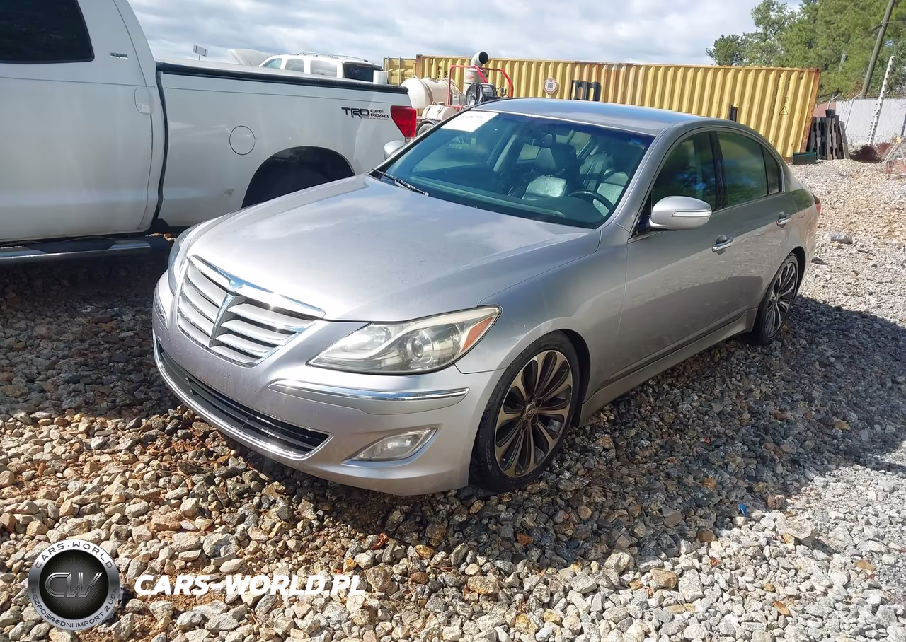 2012 Hyundai Genesis 3.8L VIN:KMHGC4DD2CU177815 - 2