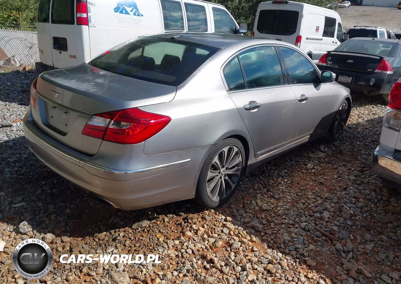 2012 Hyundai Genesis 3.8L VIN:KMHGC4DD2CU177815 - 4