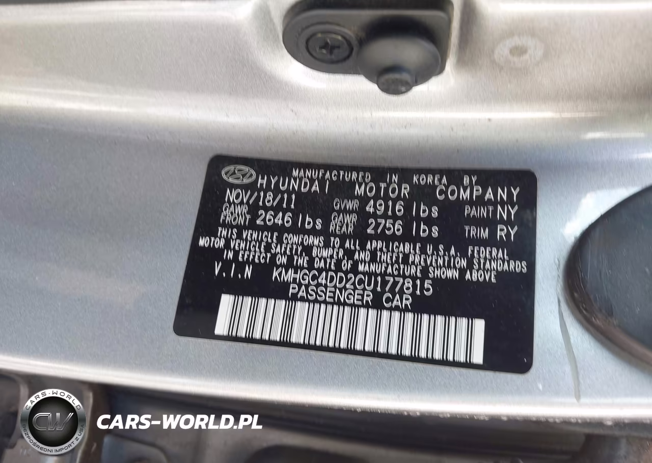 2012 Hyundai Genesis 3.8L VIN:KMHGC4DD2CU177815 - 9