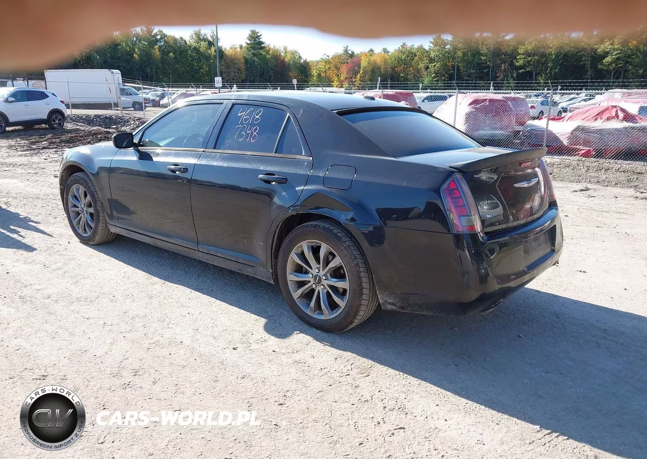 2014 Chrysler 300 300S VIN:2C3CCAGG5EH240116 - 3