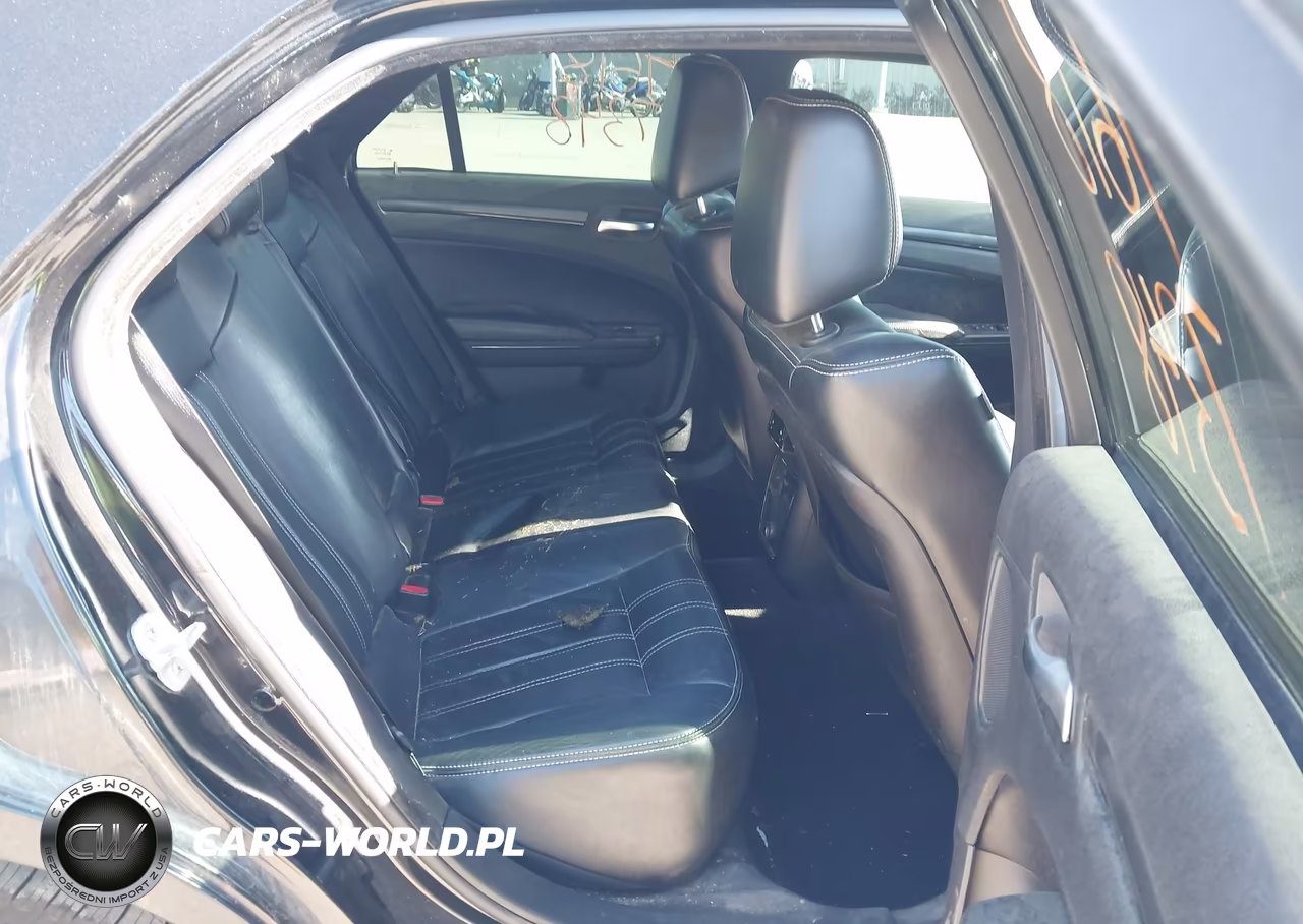 2014 Chrysler 300 300S VIN:2C3CCAGG5EH240116 - 8