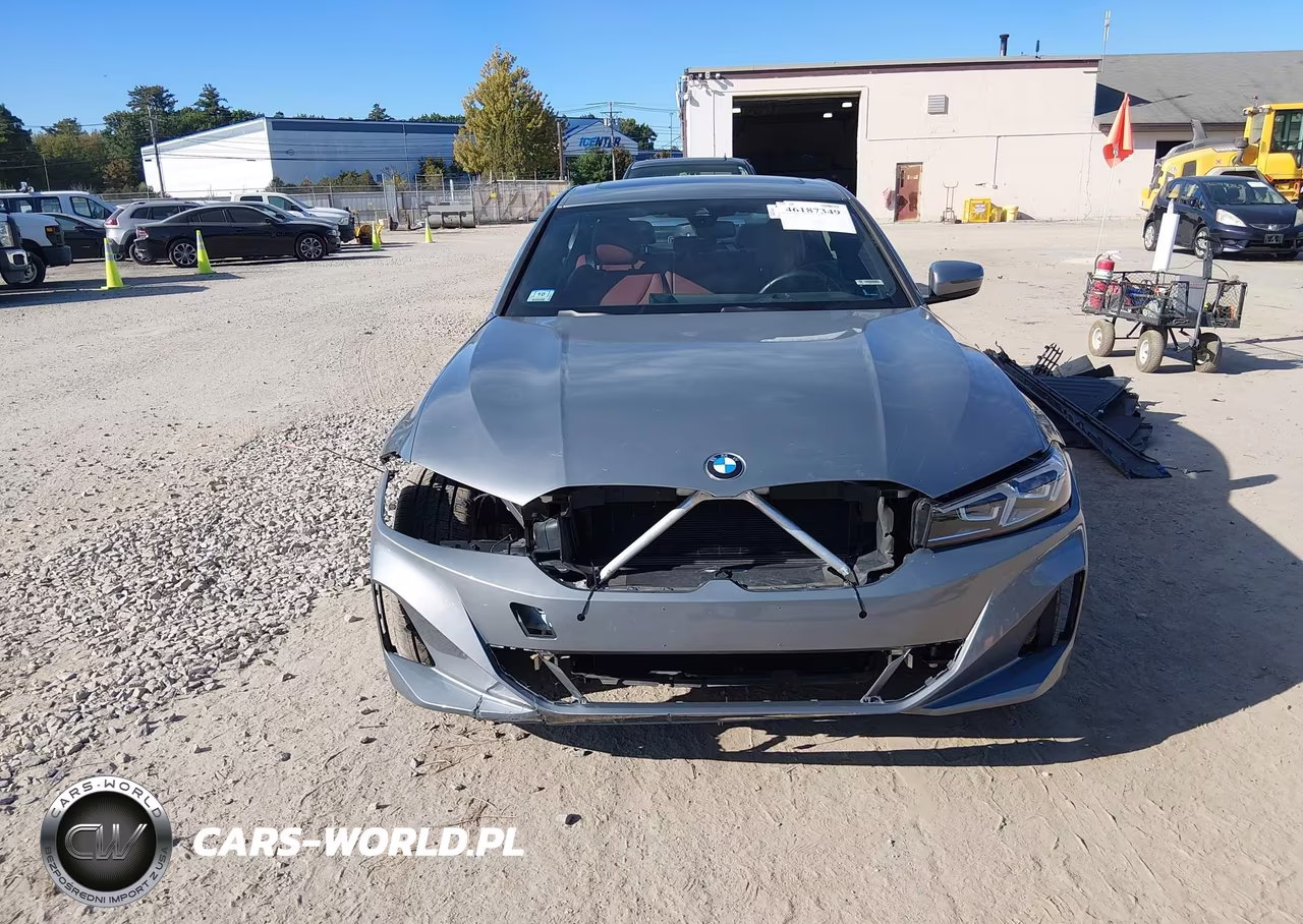 2024 BMW 330I xDrive VIN:3MW89FF02R8E33452 - 13