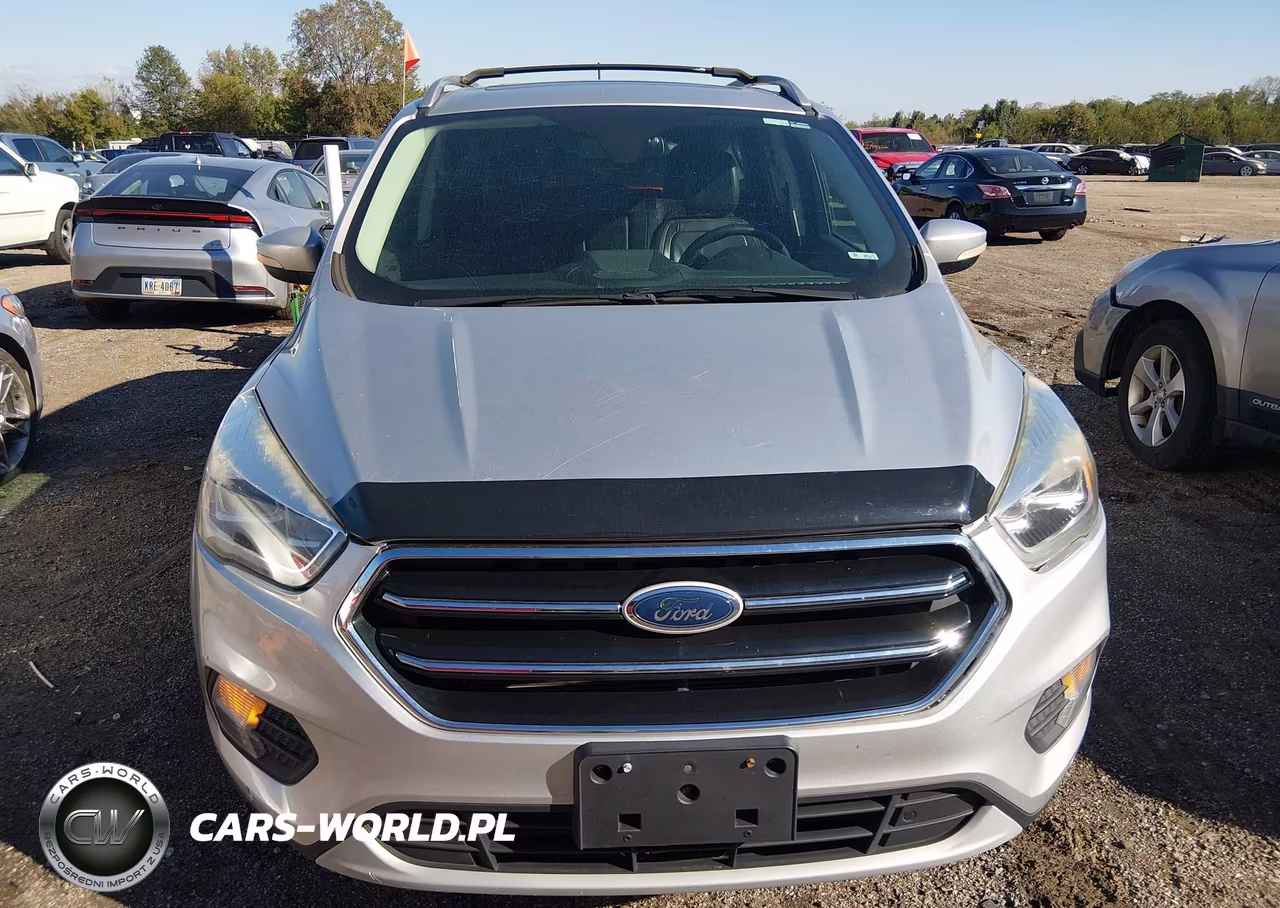 2018 Ford Escape Titanium VIN:1FMCU9J94JUB22837 - 11