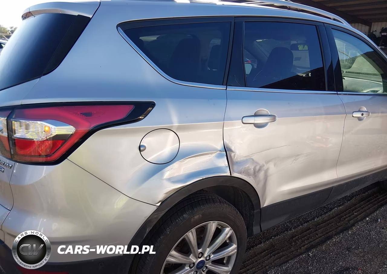 2018 Ford Escape Titanium VIN:1FMCU9J94JUB22837 - 6