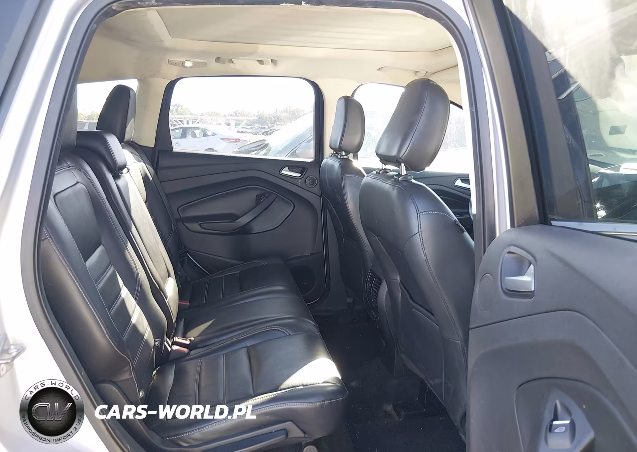 2018 Ford Escape Titanium VIN:1FMCU9J94JUB22837 - 8