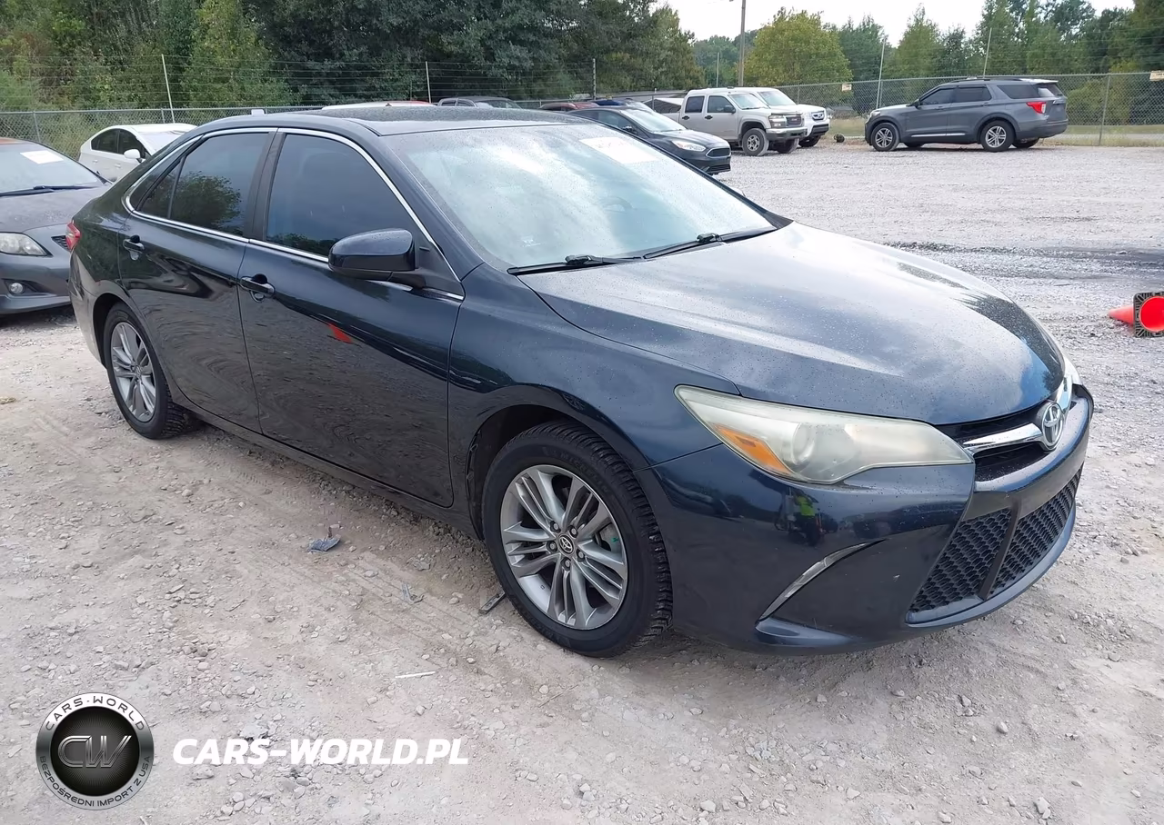 2015 Toyota Camry Se – zdjęcie 1 z 16