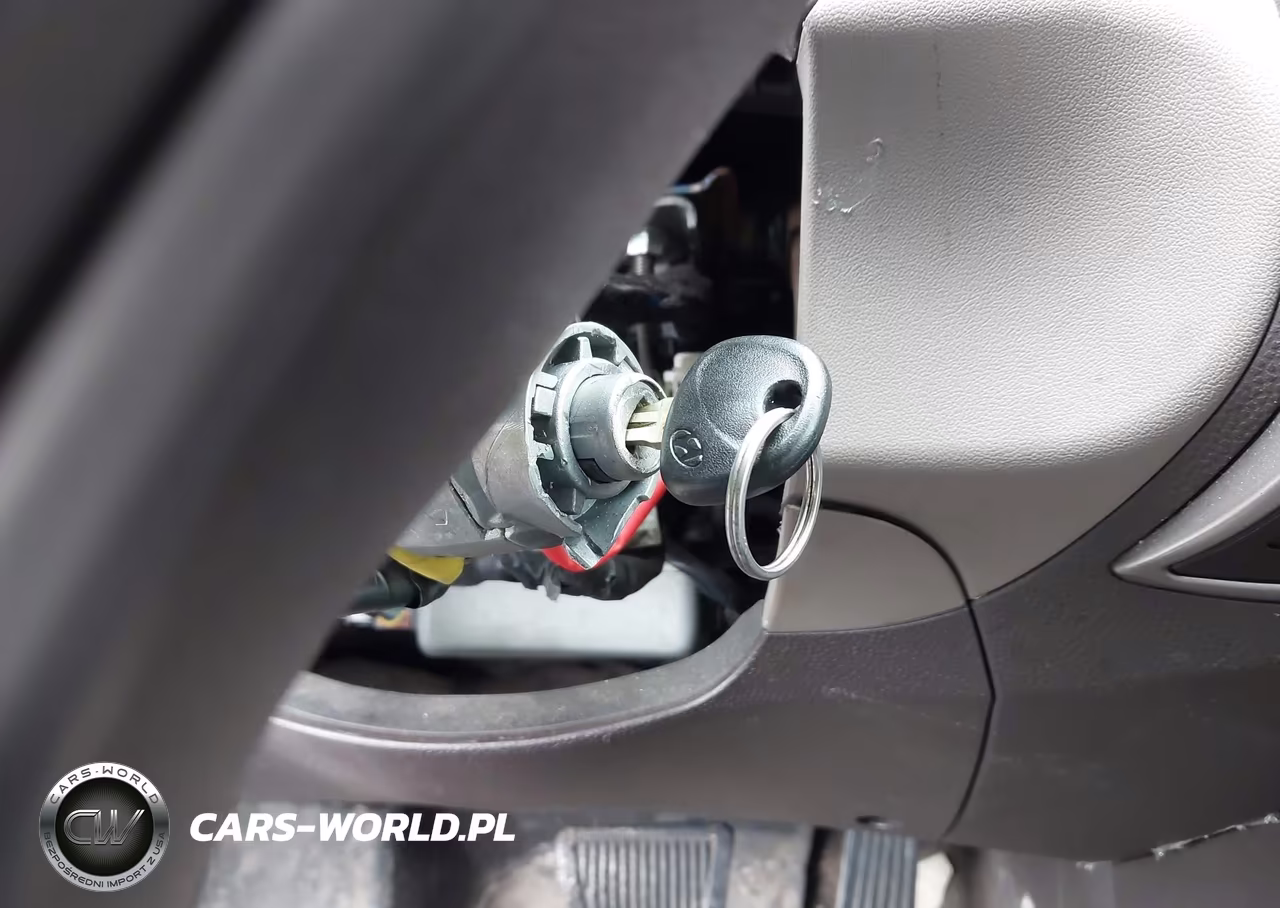 2011 Hyundai Tucson Limited VIN:KM8JUCAC7BU156207 - 11