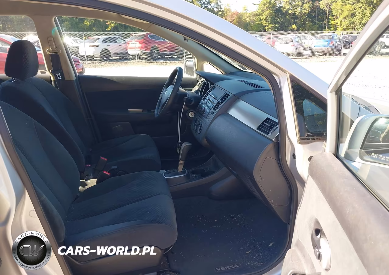 2011 Nissan Versa 1.8S VIN:3N1BC1CP0BL512395 - 5