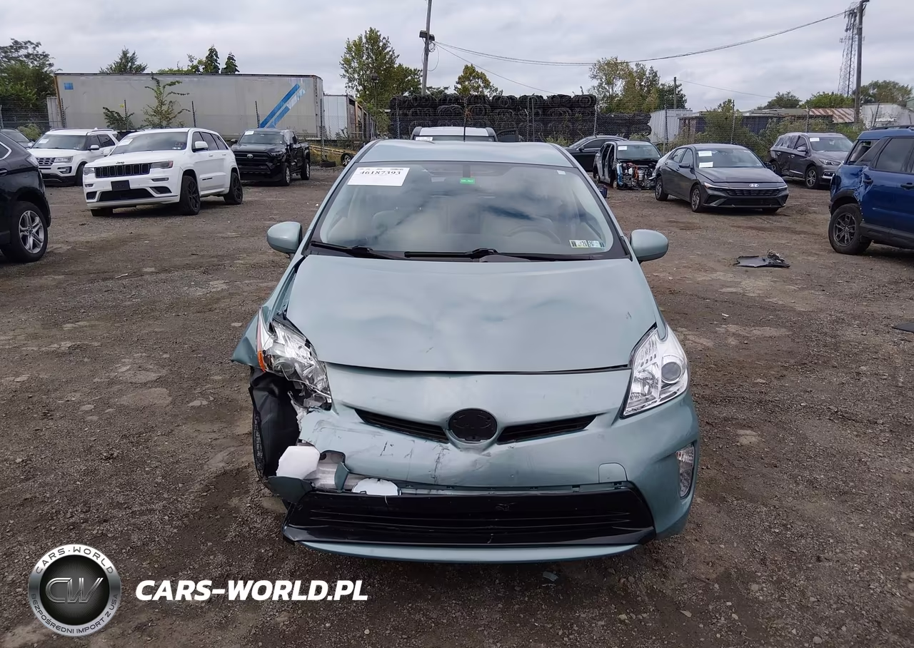 2015 Toyota Prius Four VIN:JTDKN3DU2F1912060 - 13