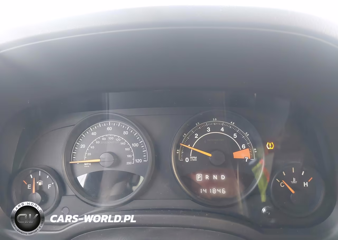 2015 Jeep Patriot Sport VIN:1C4NJRBB7FD366660 - 7