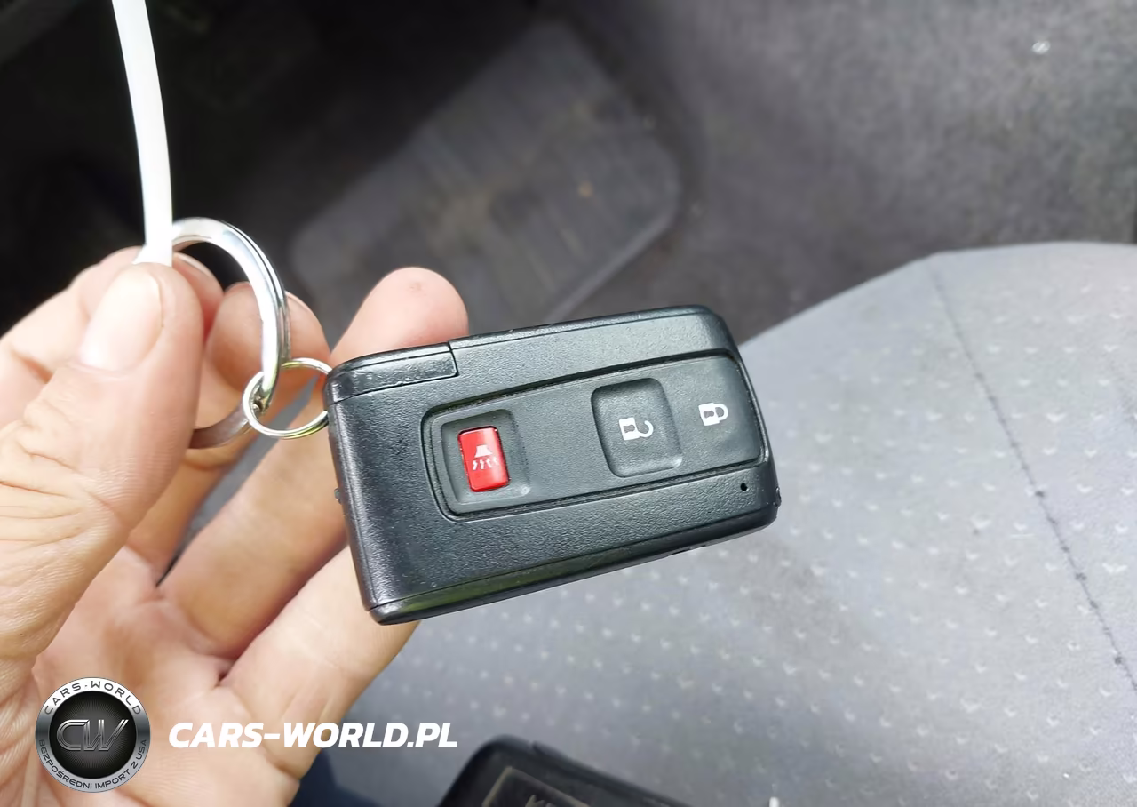 2007 Toyota Prius VIN:JTDKB20U177688772 - 11