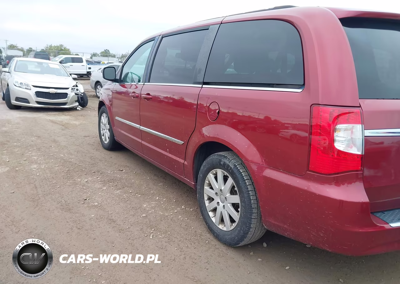 2014 Chrysler Town & Country Touring VIN:2C4RC1BG7ER332626 - 3