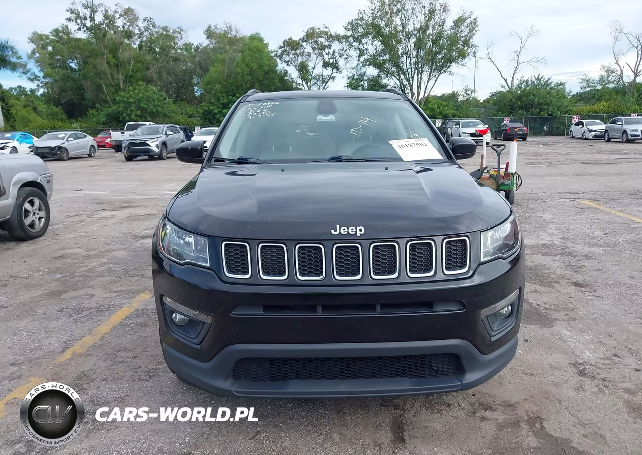 2019 Jeep Compass Sun And Wheel Fwd VIN:3C4NJCBB0KT832379 - 12