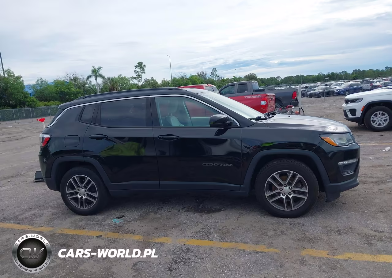 2019 Jeep Compass Sun And Wheel Fwd VIN:3C4NJCBB0KT832379 - 13