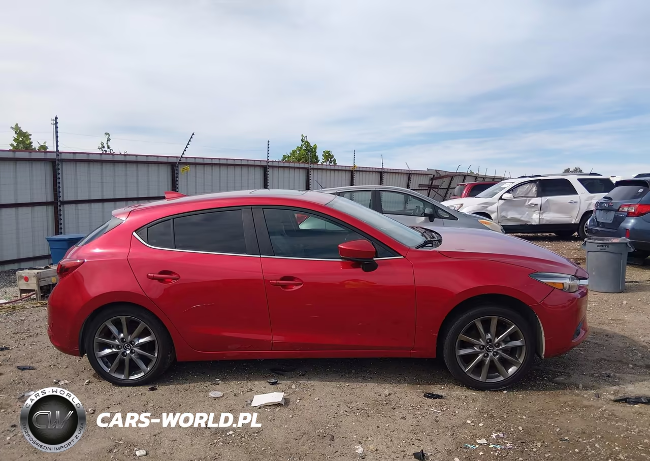 2018 Mazda Mazda3 Grand Touring VIN:3MZBN1M38JM173488 - 13