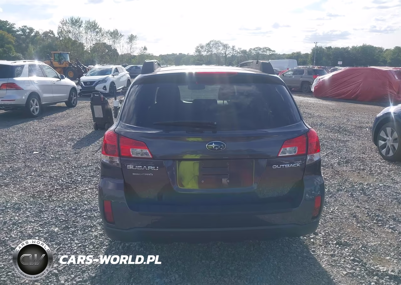 2013 Subaru Outback 2.5I Premium VIN:4S4BRCGC8D3285272 - 16