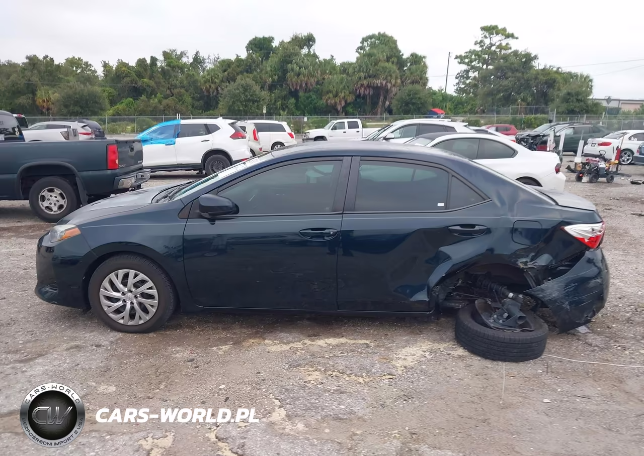 2019 Toyota Corolla Le VIN:2T1BURHE2KC216362 - 13