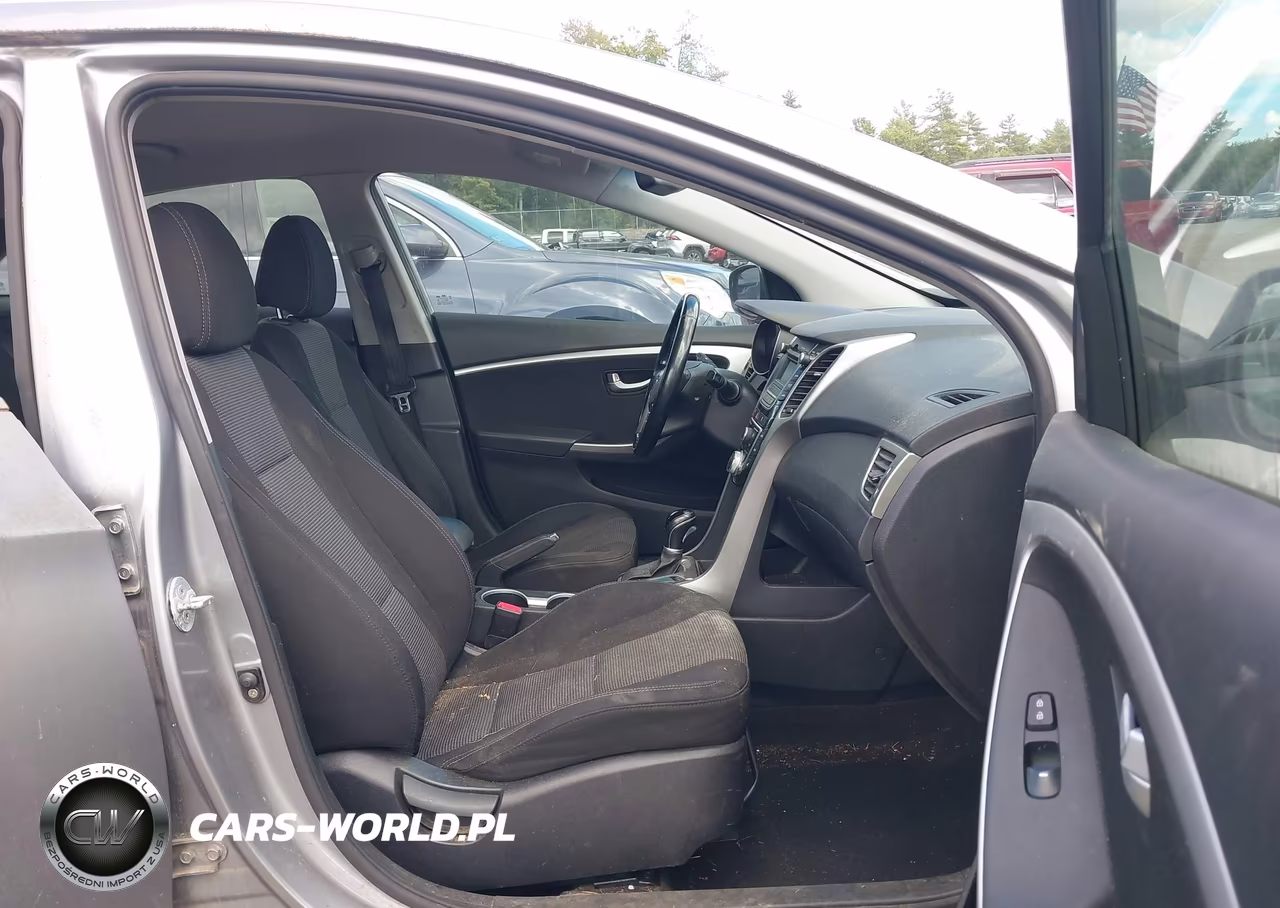 2013 Hyundai Elantra Gt VIN:KMHD35LE1DU147354 - 5