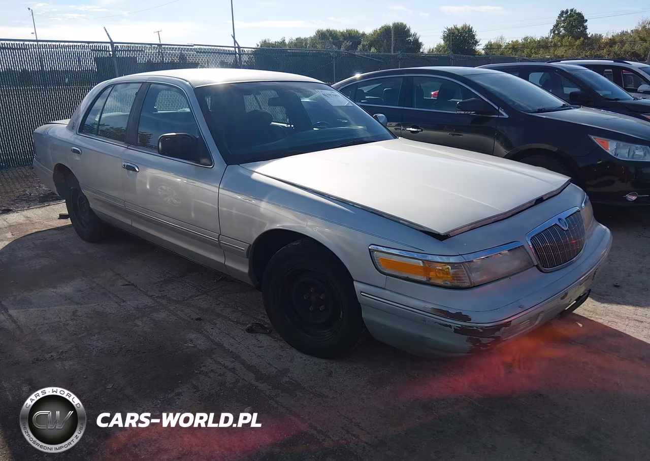 1995 Mercury Grand Marquis Gs – zdjęcie 1 z 11