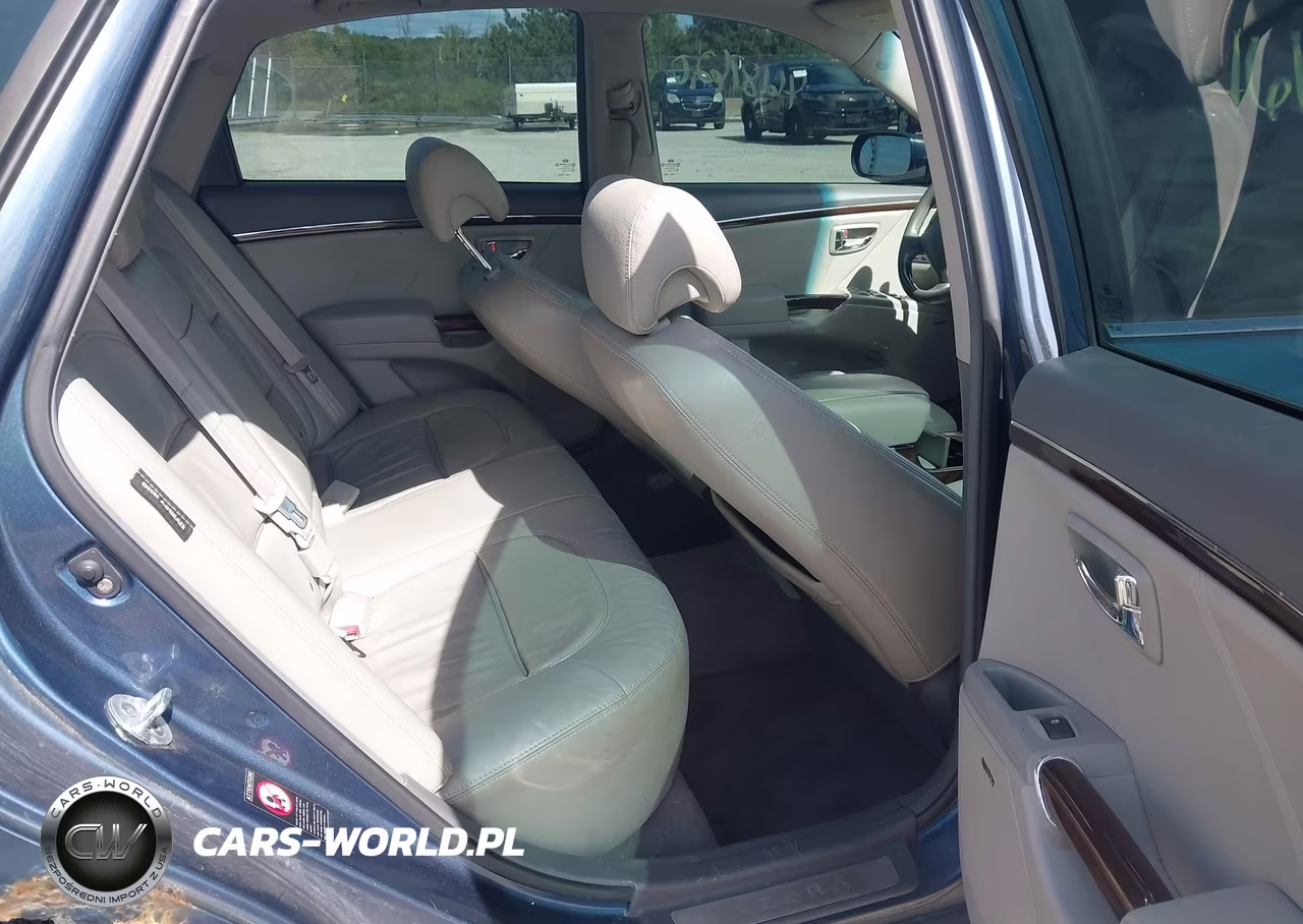 2009 Hyundai Azera Limited VIN:KMHFC46F79A370787 - 8