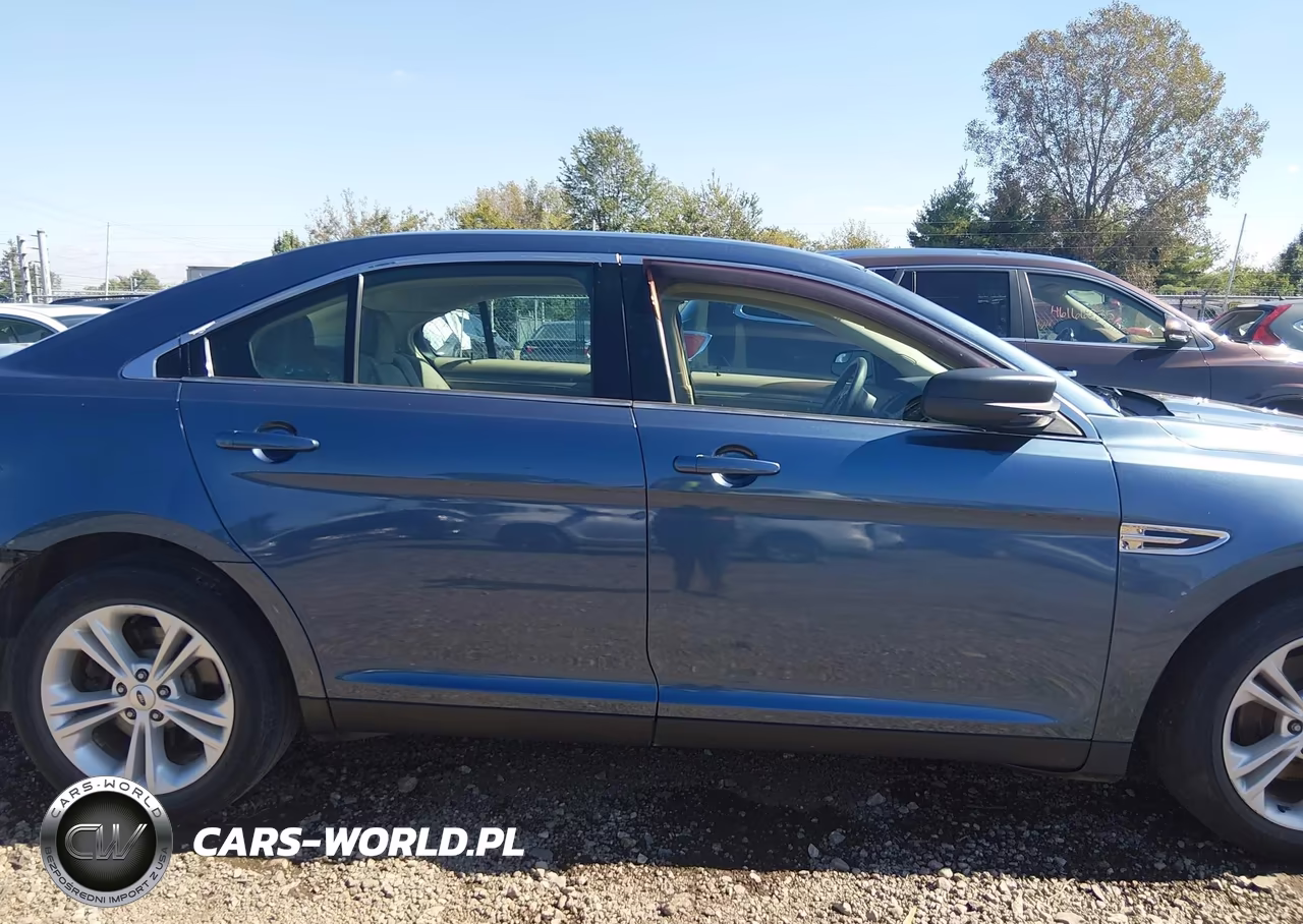 2018 Ford Taurus Se VIN:1FAHP2D89JG123157 - 14
