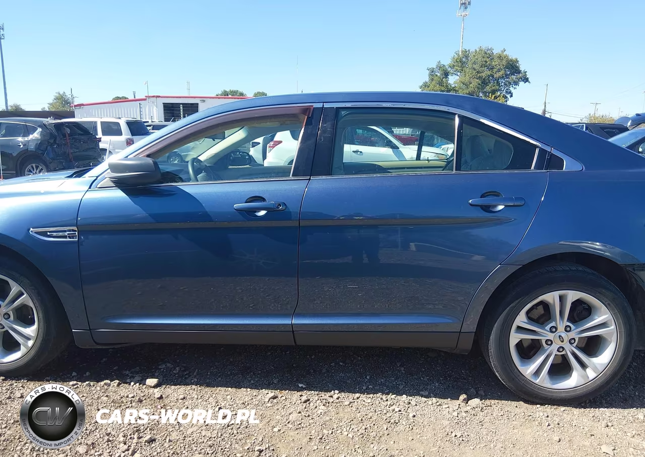 2018 Ford Taurus Se VIN:1FAHP2D89JG123157 - 15
