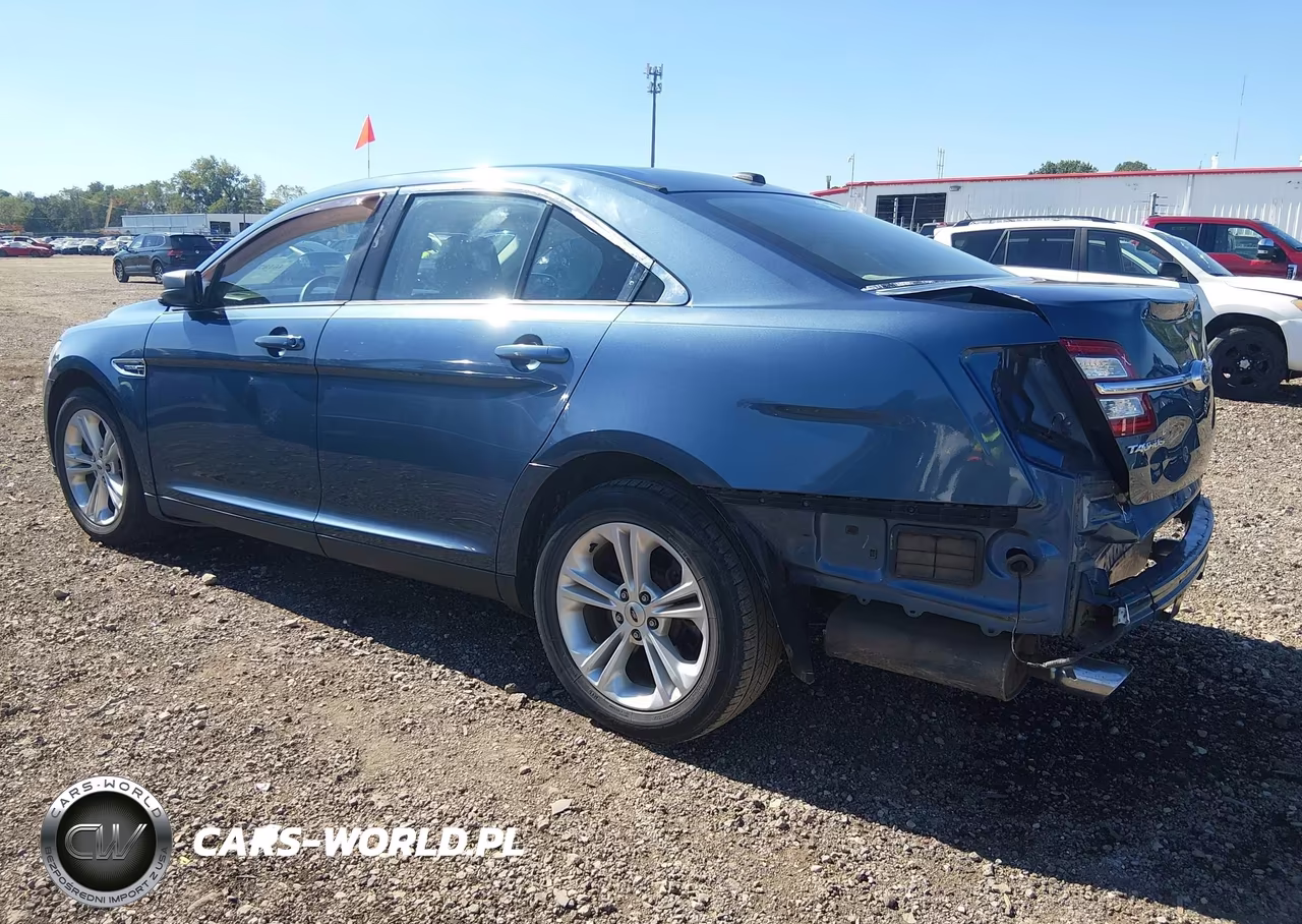 2018 Ford Taurus Se VIN:1FAHP2D89JG123157 - 3