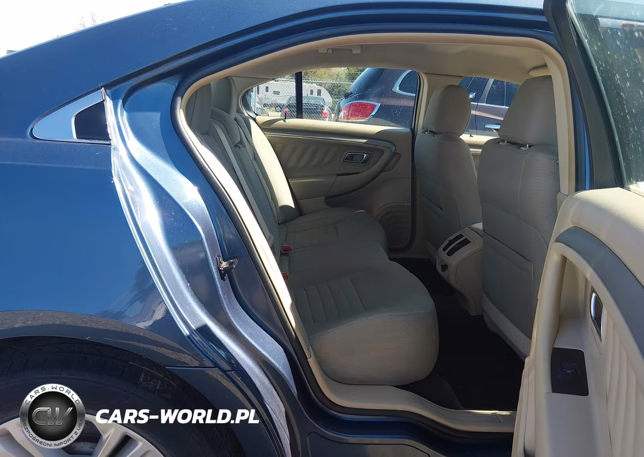 2018 Ford Taurus Se VIN:1FAHP2D89JG123157 - 8