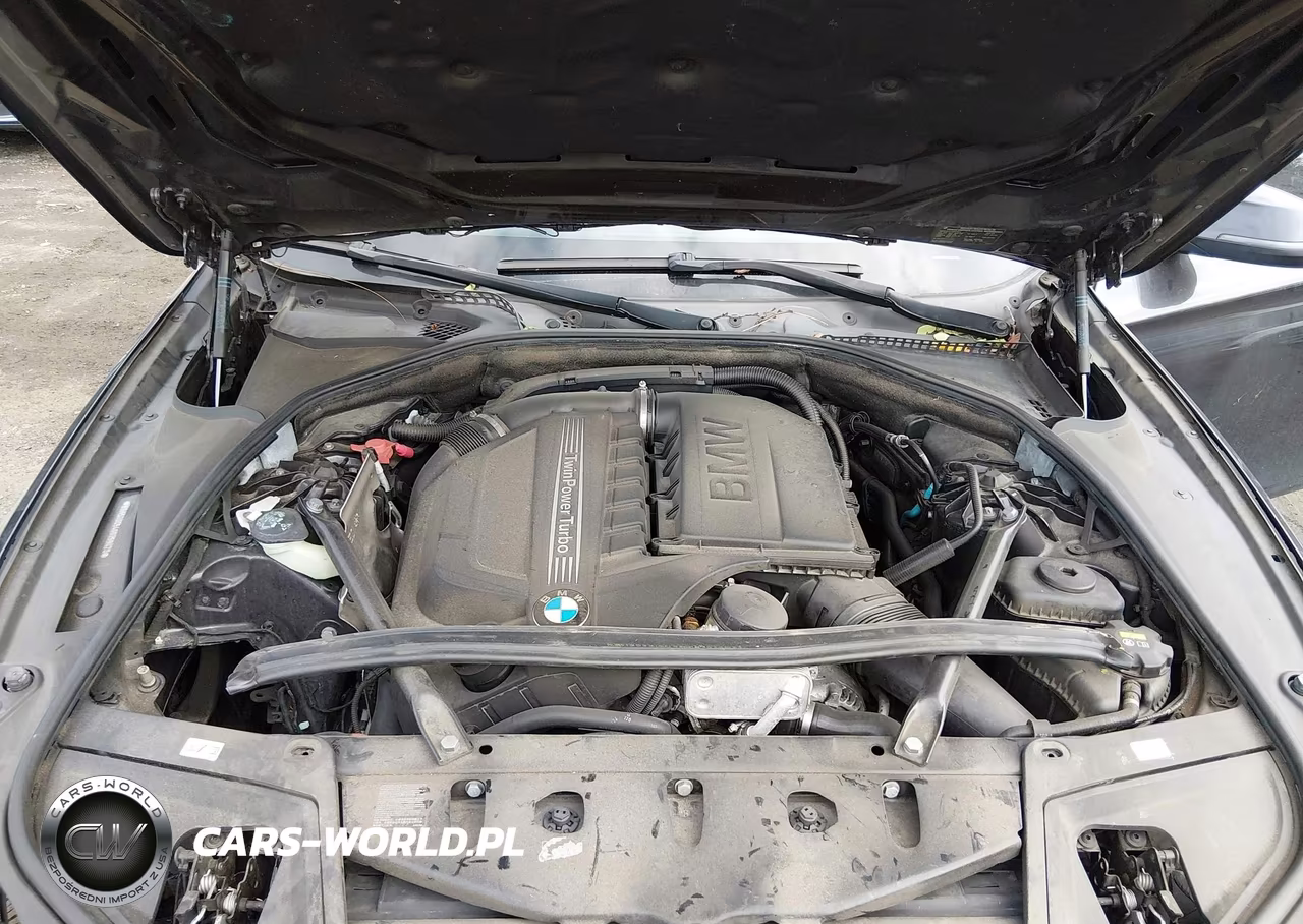 2016 BMW 5 Series 535I xDrive VIN:WBA5B3C54GG259470 - 10