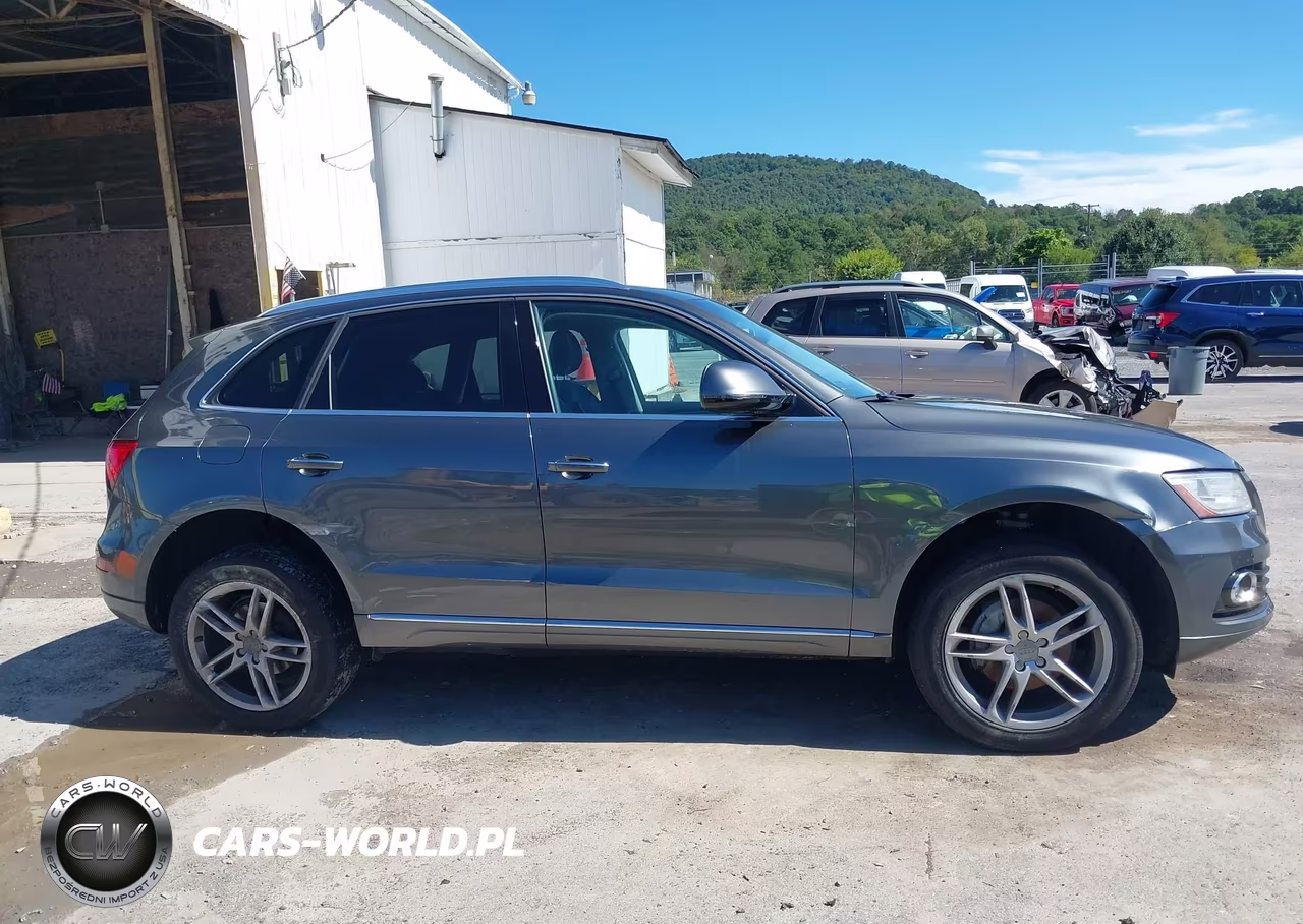 2017 Audi Q5 2.0T Premium VIN:WA1L2AFP7HA018058 - 17