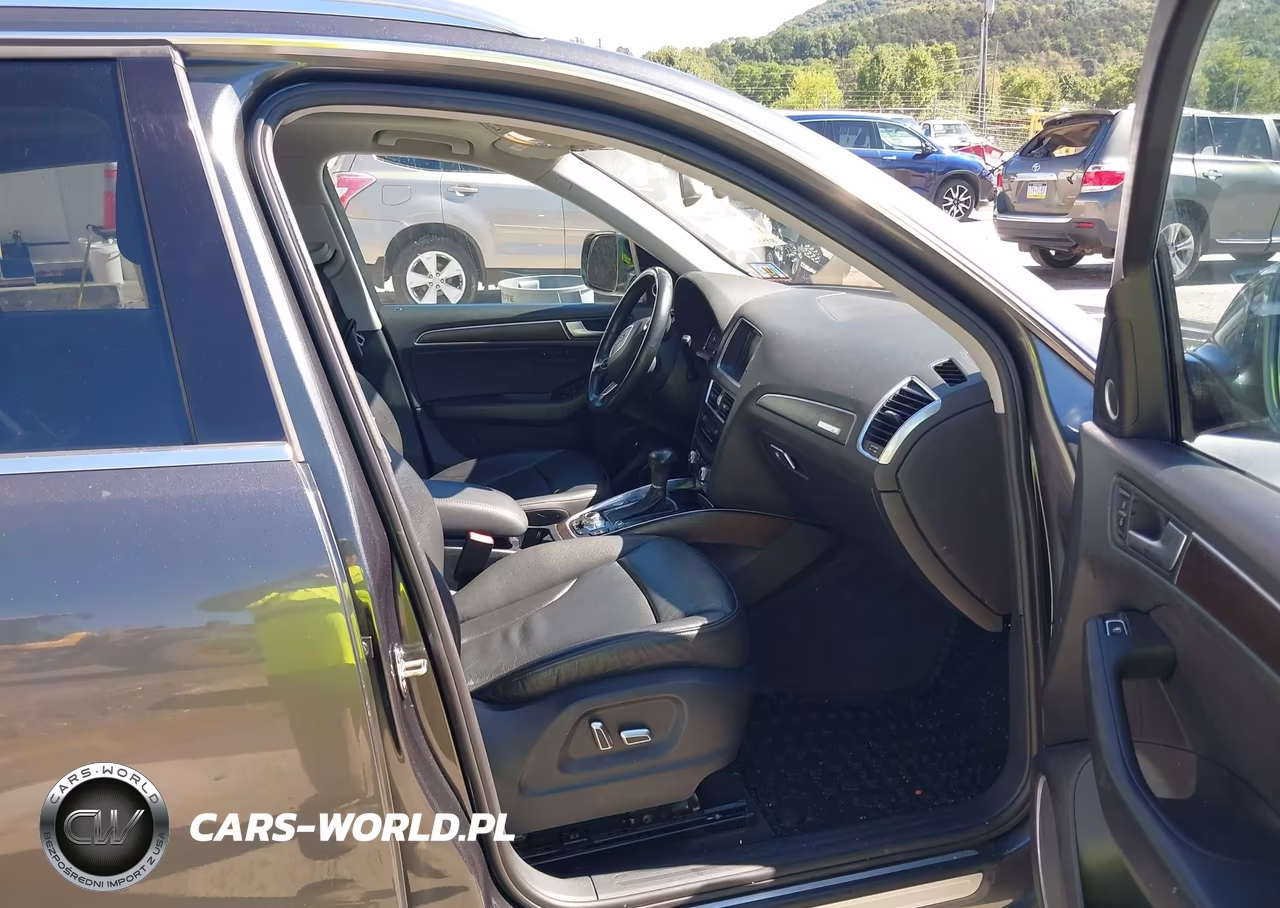 2017 Audi Q5 2.0T Premium VIN:WA1L2AFP7HA018058 - 5